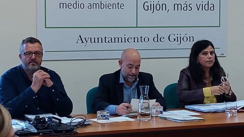 Esteban &Aacute;lvarez podr&iacute;a dejar esta tarde la gerencia de Emulsa