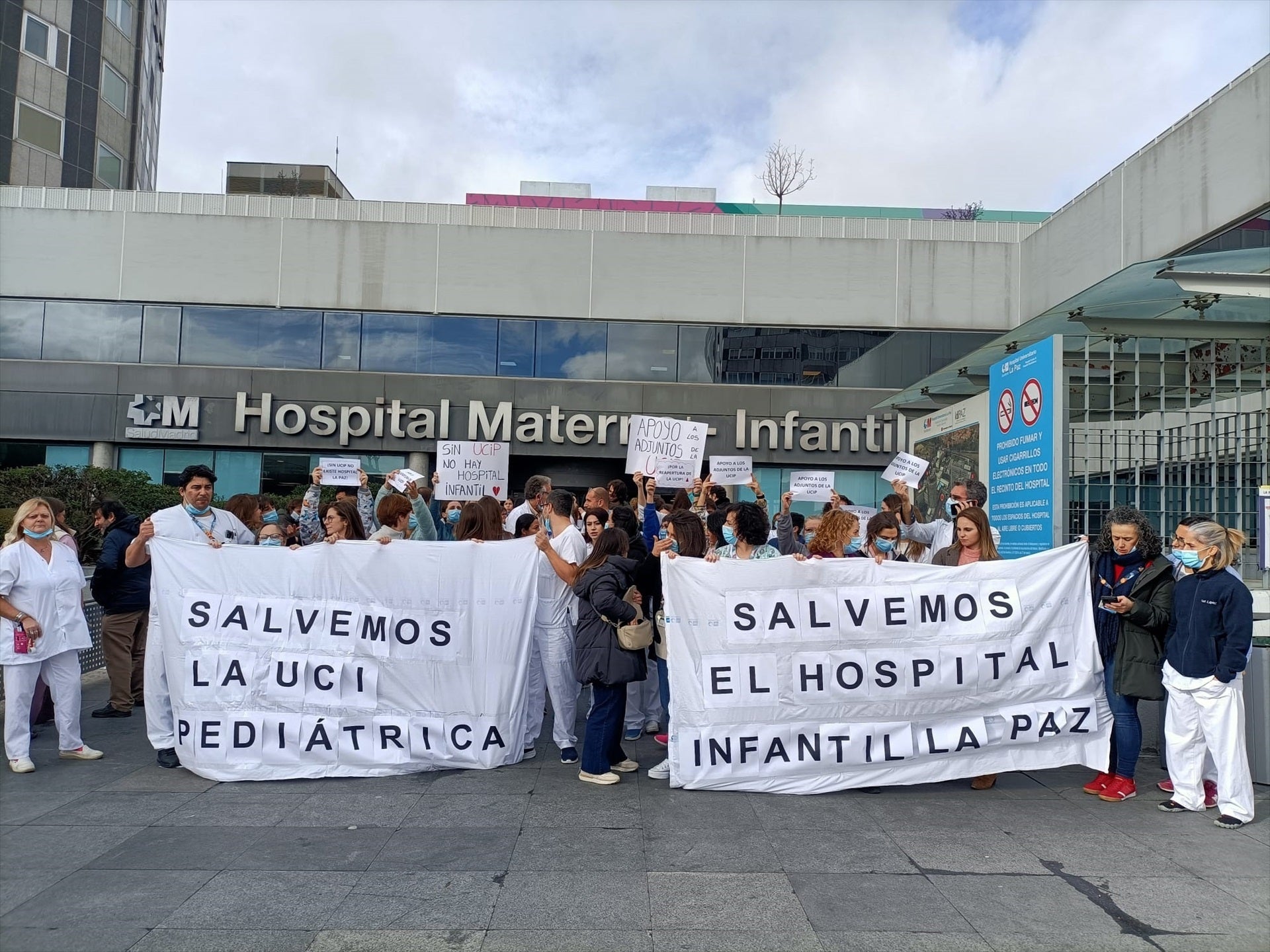 Trabajadores de La Paz denuncian la situación en la UCI Pediátrica tras la reincorporación del jefe de servicio Trabajadores de La Paz denuncian la situación en la UCI Pediátrica tras la reincorporación del jefe de servicio