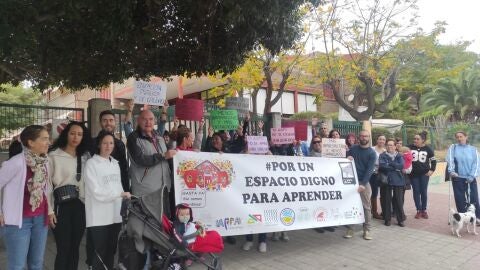 Una de las protestas de la plataforma &#39;Por un espacio digno para aprender&#39;