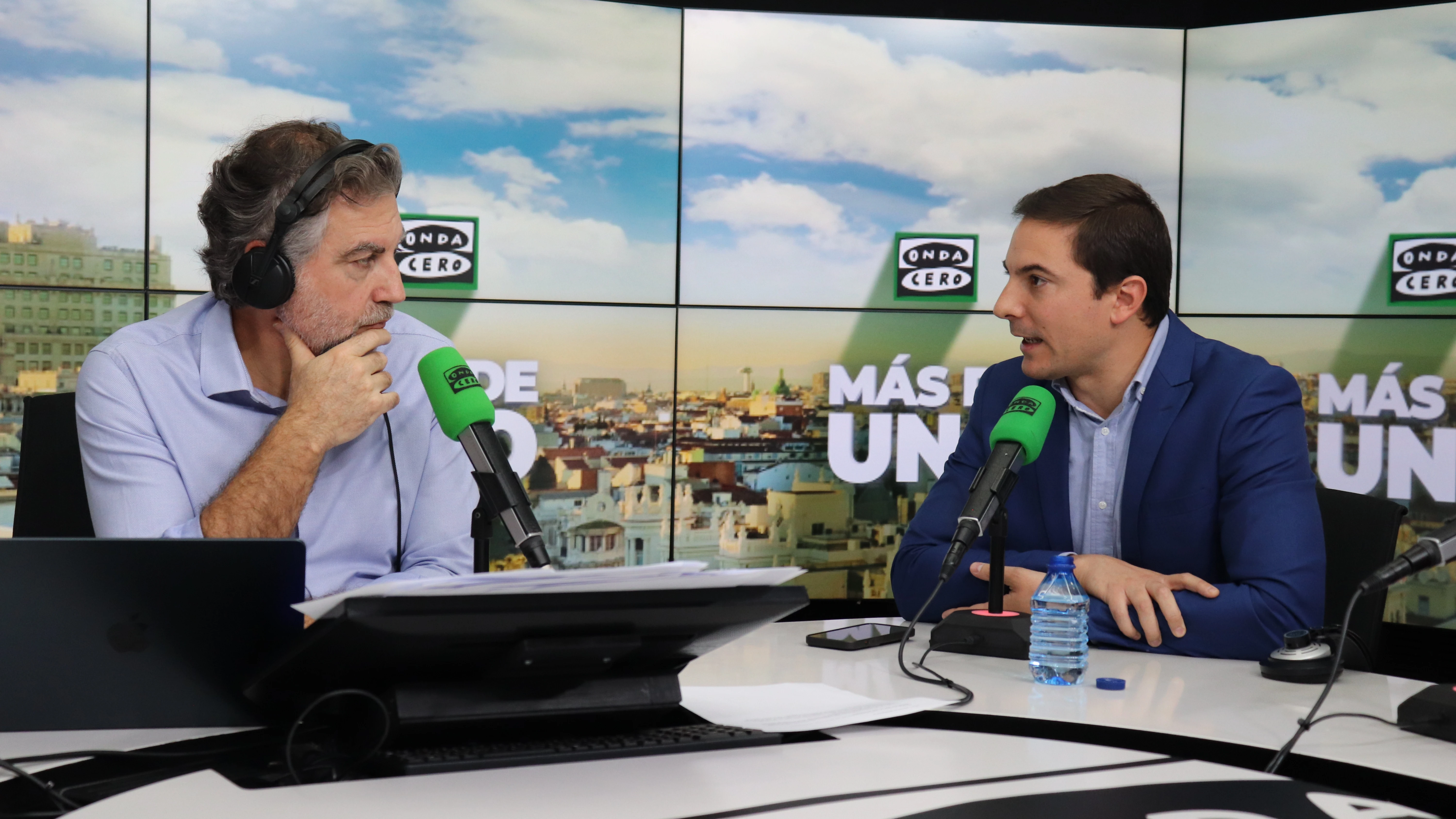 El secretario general del PSOE de Madrid, Juan Lobato, en 'Más de uno' con Carlos Alsina El secretario general del PSOE de Madrid, Juan Lobato, en 'Más de uno' con Carlos Alsina