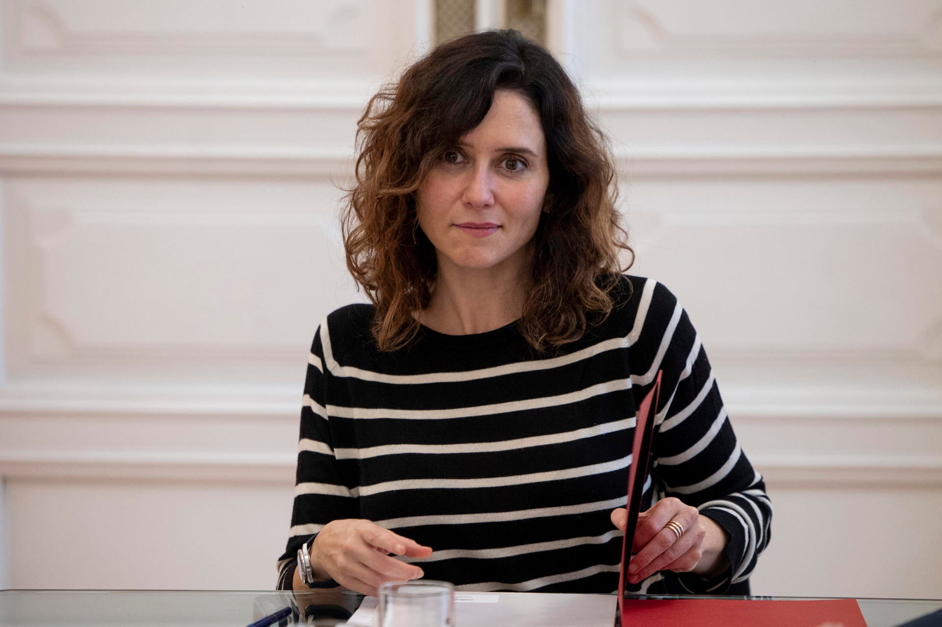 Ayuso insiste en su crítica a Sánchez por la migración y mantiene que hay denuncias en Alcalá Ayuso insiste en su crítica a Sánchez por la migración y mantiene que hay denuncias en Alcalá