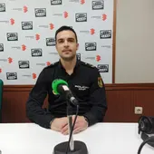 Romualdo Calaharra en los estudios de Onda Cero Ciudad Real Romualdo Calaharra en los estudios de Onda Cero Ciudad Real