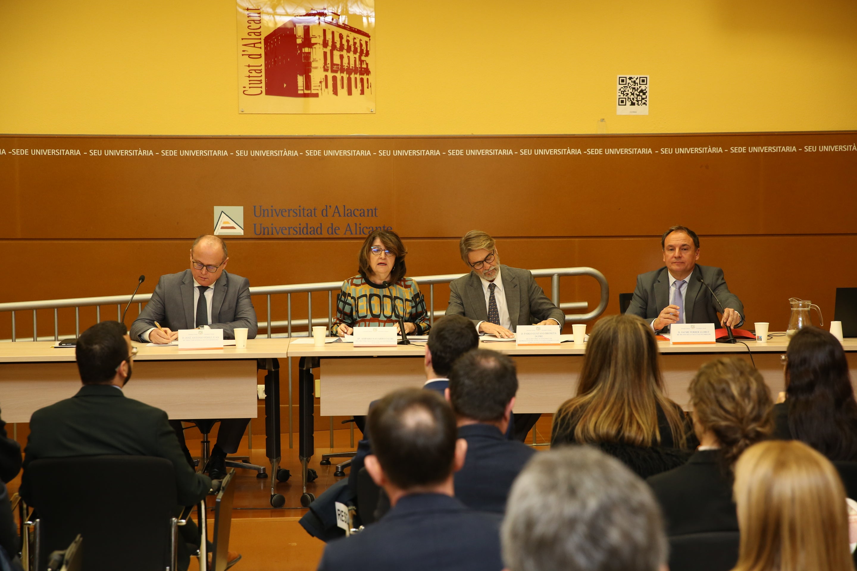 La Universidad de Alicante presenta su candidatura a ser sede de la Academia Diplomática Europea La Universidad de Alicante presenta su candidatura a ser sede de la Academia Diplomática Europea