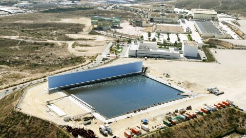 Tanque de agua en la Ciudad de la Luz de Alicante