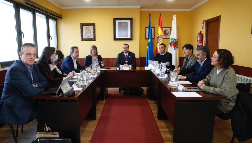 Coaña acogió el Consejo de Gobierno del Principado. 