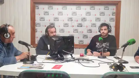 El Mini recibe a Alberto Parrilla, portavoz de Unidas por Valdepeñas El Mini recibe a Alberto Parrilla, portavoz de Unidas por Valdepeñas