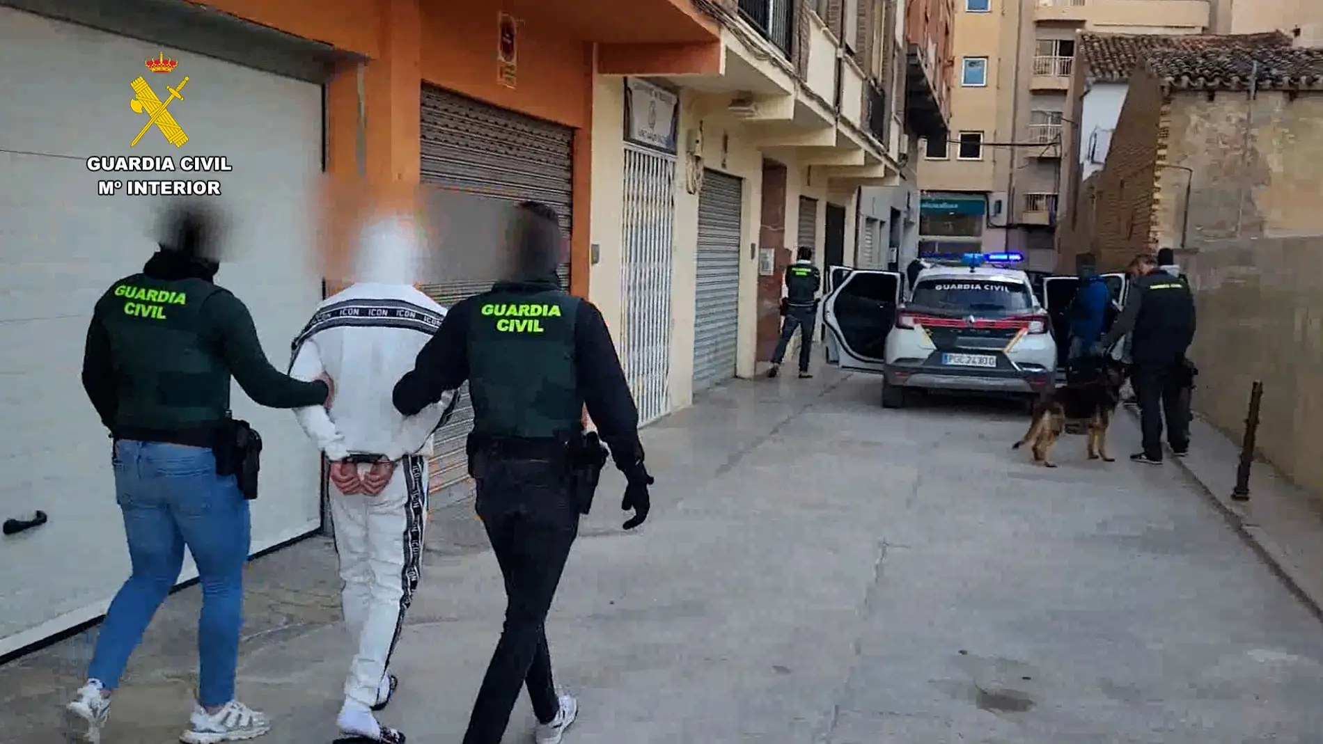 La Guardia Civil detiene en Callosa de Ensarriá y La Nucia a cuatro personas acusados de 21 delitos de robo con fuerza