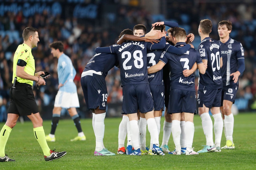 Brais Méndez da vida a la Real Sociedad y frena la remontada de su Celta Brais Méndez da vida a la Real Sociedad y frena la remontada de su Celta