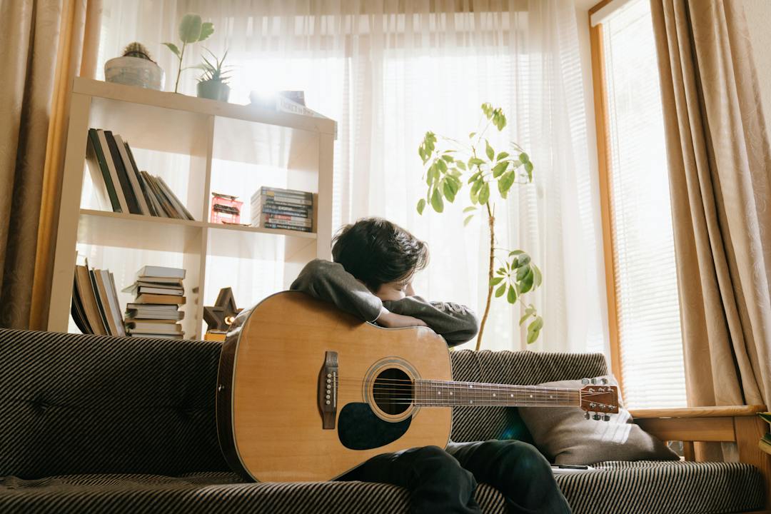 La música y la tristeza: rasgos necesarios para la melancolía La música y la tristeza: rasgos necesarios para la melancolía