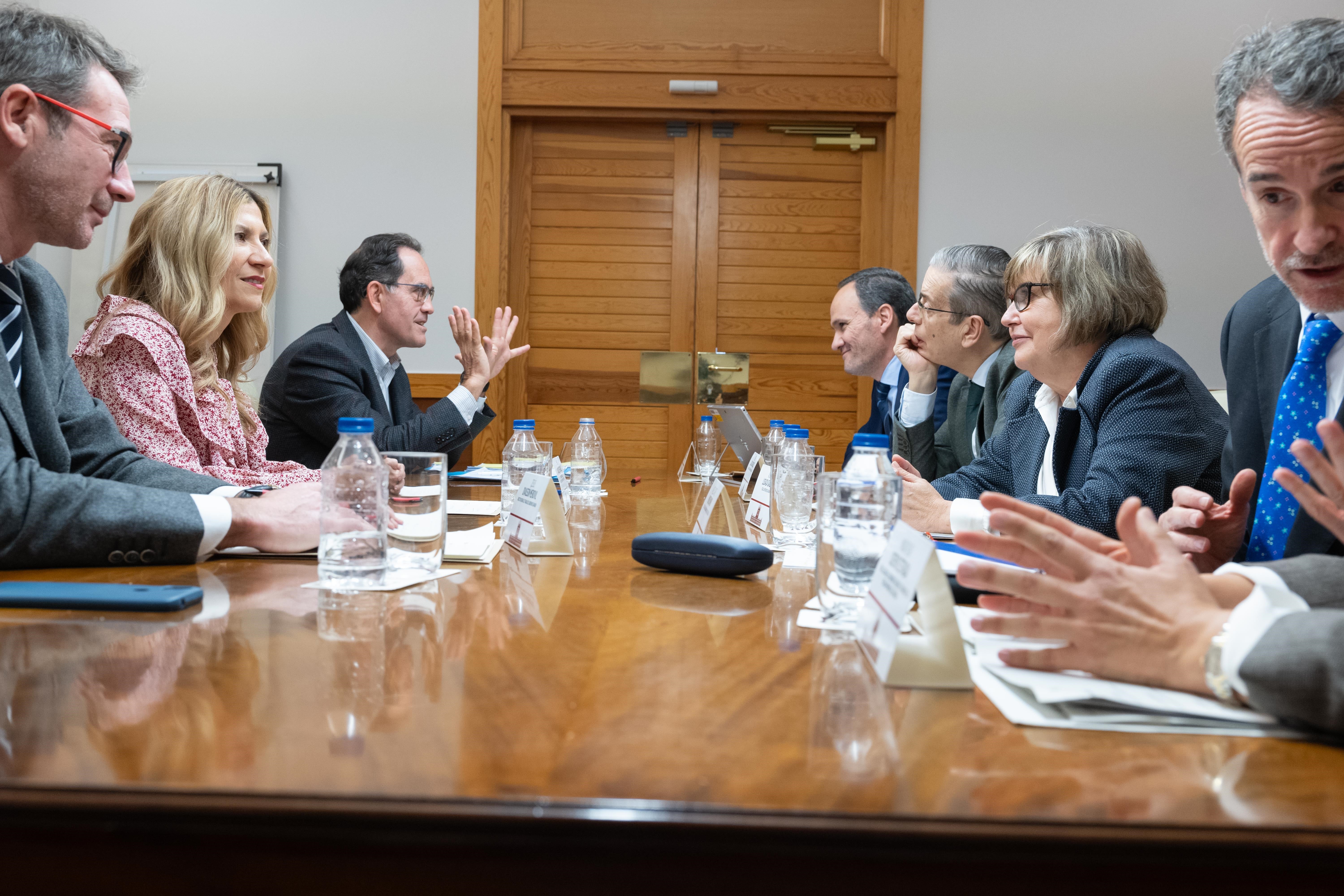 DGA y Fiscalía colaborarán para reducir los accidentes laborales DGA y Fiscalía colaborarán para reducir los accidentes laborales