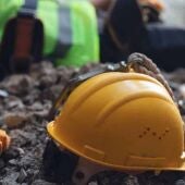 Un trabajador en estado crítico tras caer desde una altura en un accidente laboral en Jerez de los Caballeros