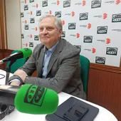 Francisco Cañizares en los estudios de Onda Cero Ciudad Real Francisco Cañizares en los estudios de Onda Cero Ciudad Real