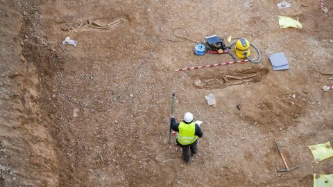 Uno de los esqueletos descubiertos en la necrópolis islámica