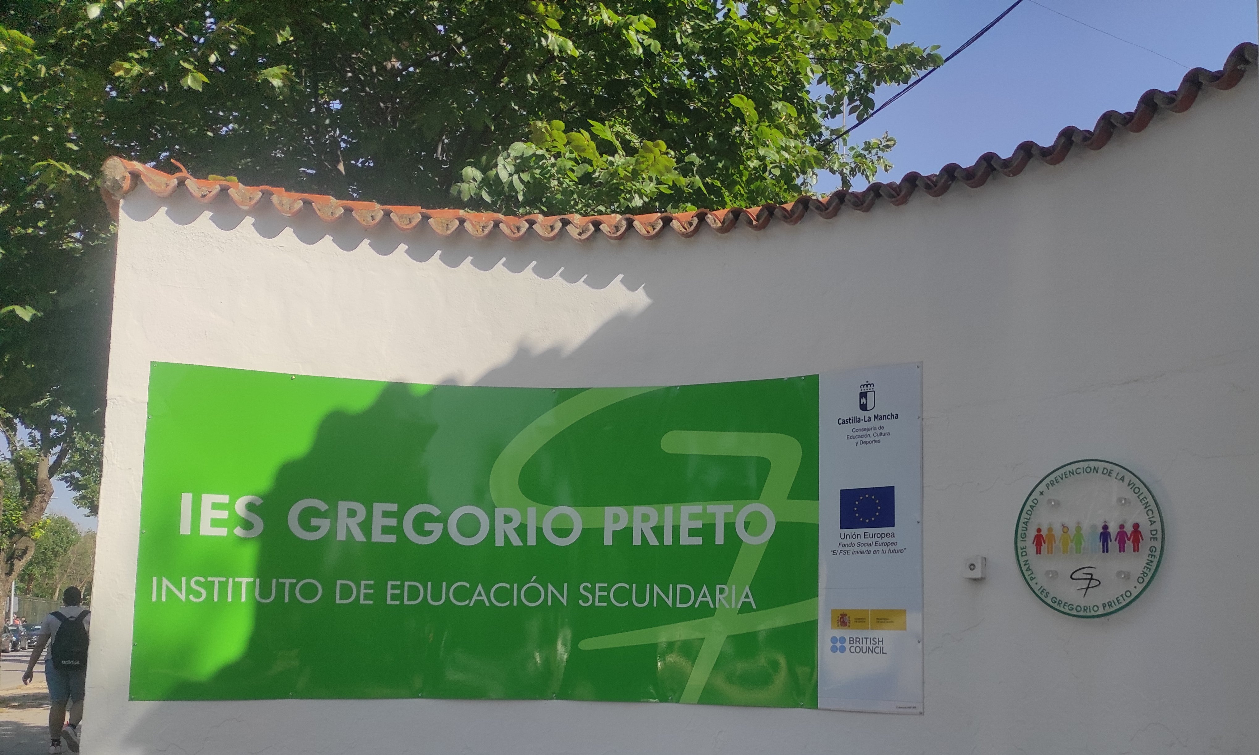 Los sindicatos denuncian que el IES Gregorio Prieto de Valdepeñas lleva meses esperando cubrir una vacante en Administración Los sindicatos denuncian que el IES Gregorio Prieto de Valdepeñas lleva meses esperando cubrir una vacante en Administración