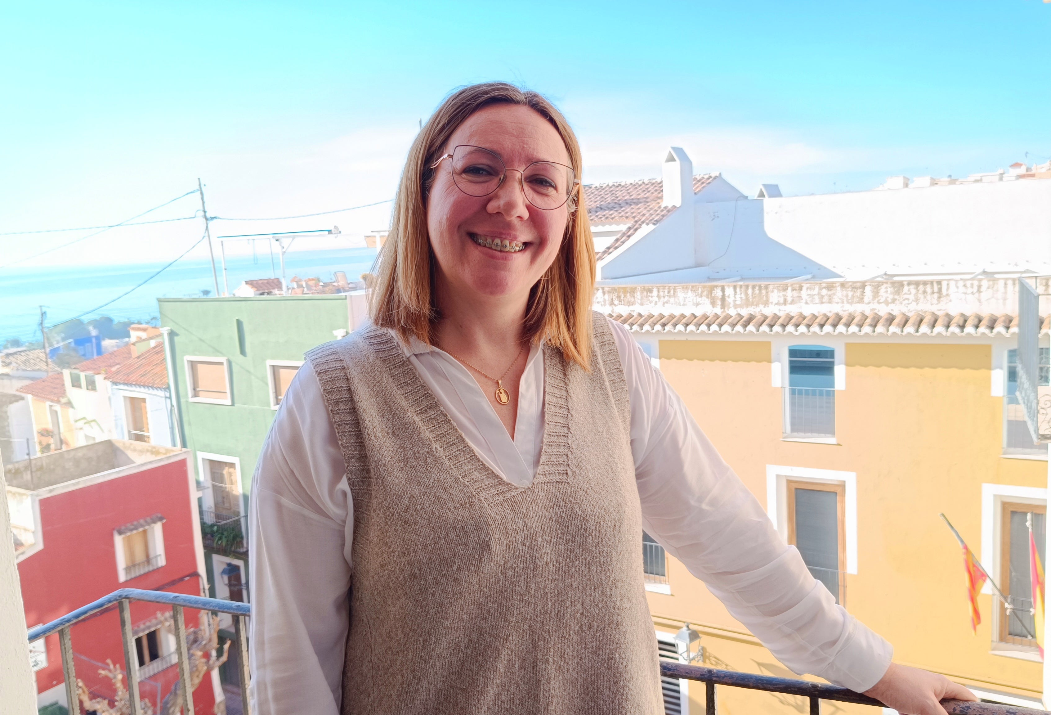 Ana Alcázar presenta el Plan Local de Gestión de Residuos Urbanos de La Vila Joiosa Ana Alcázar presenta el Plan Local de Gestión de Residuos Urbanos de La Vila Joiosa