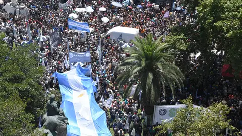 Paro nacional en Argentina contra las políticas de Milei Paro nacional en Argentina contra las políticas de Milei