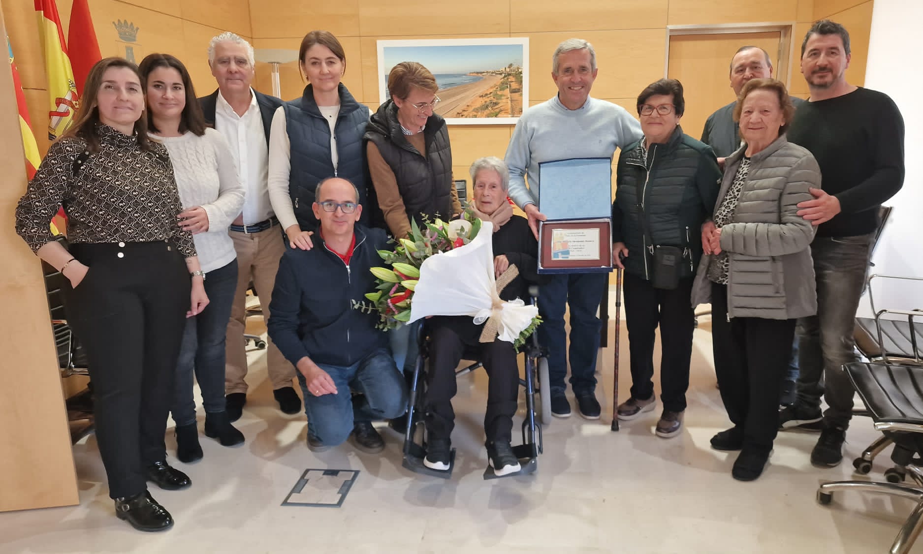 Pilar de la Horadada celebra el centenario de su vecina Natalia Hernández Romero Pilar de la Horadada celebra el centenario de su vecina Natalia Hernández Romero