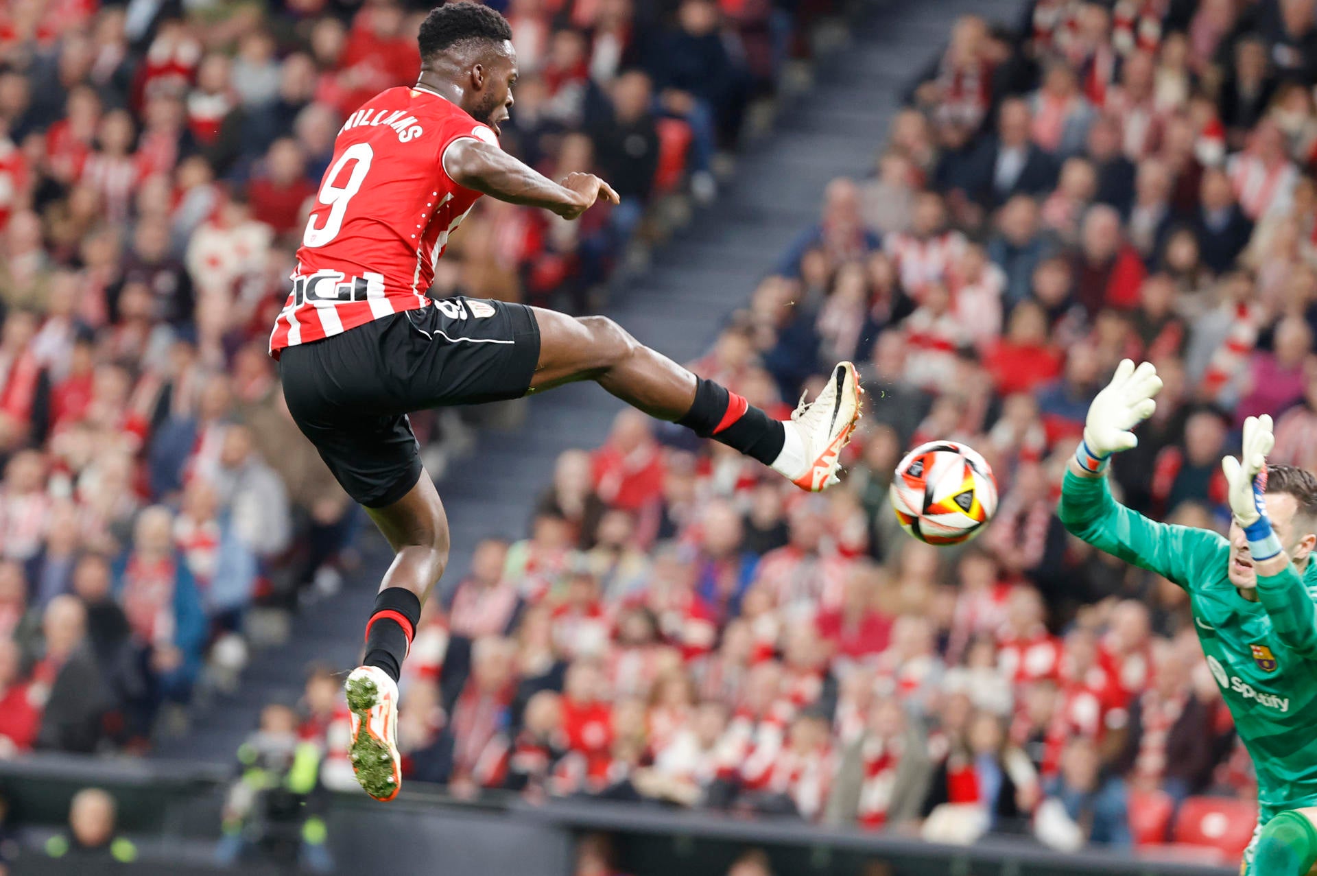 Athletic vs Barcelona: Williams llega a tiempo para tumbar al Barça y lograr el pase a semifinales Athletic vs Barcelona: Williams llega a tiempo para tumbar al Barça y lograr el pase a semifinales
