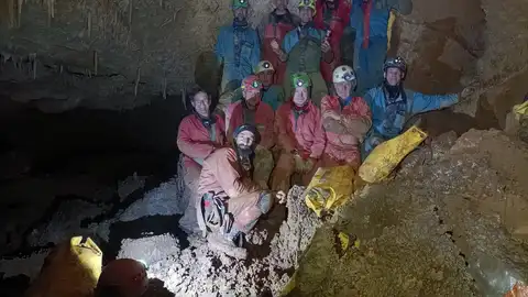 Club de Espeleología Secja - Sistema Alto del Tejuelo Club de Espeleología Secja - Sistema Alto del Tejuelo
