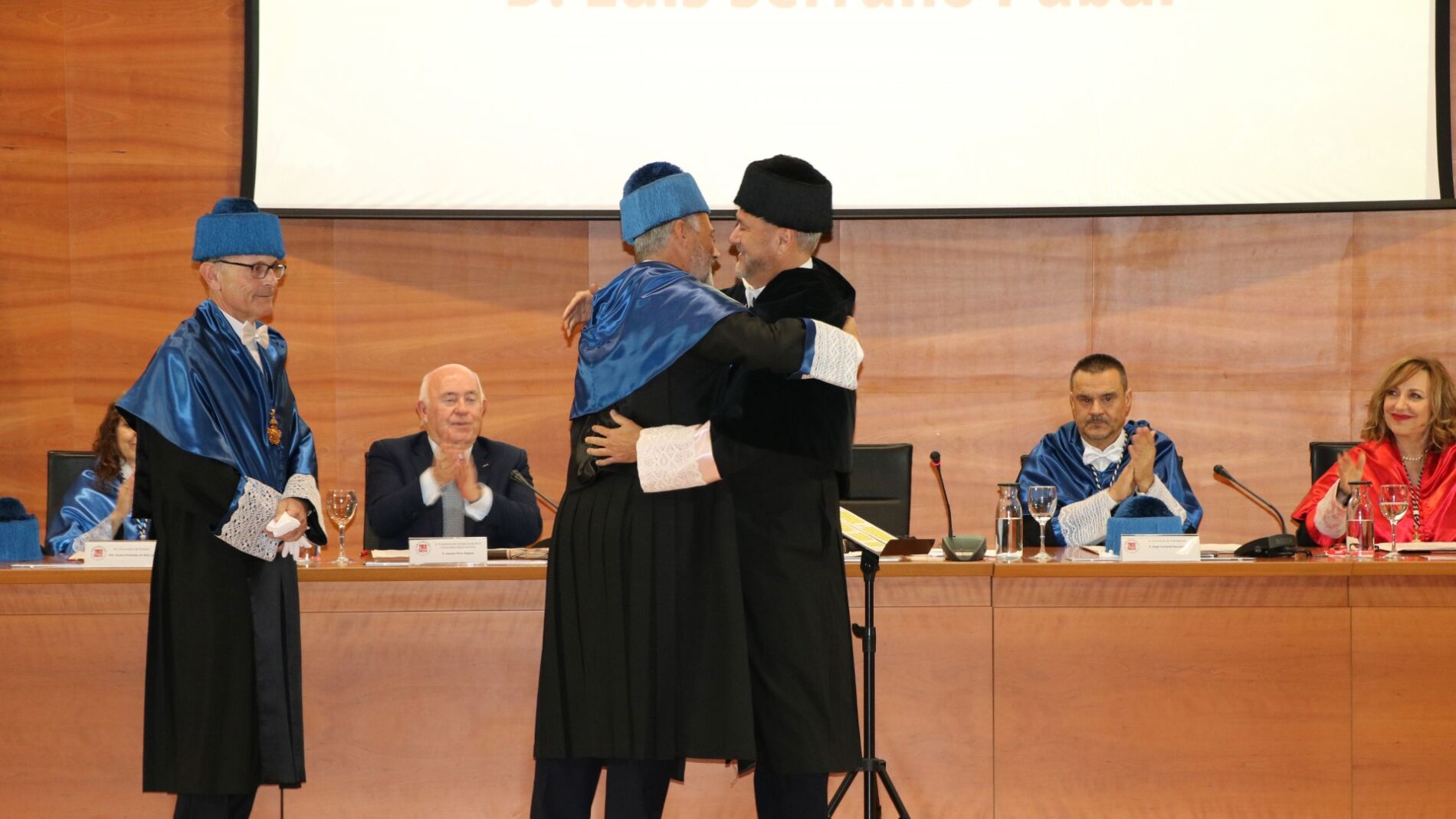 El biólogo Luis Serrano Pubul, nuevo Doctor Honoris Causa por la UMH ...