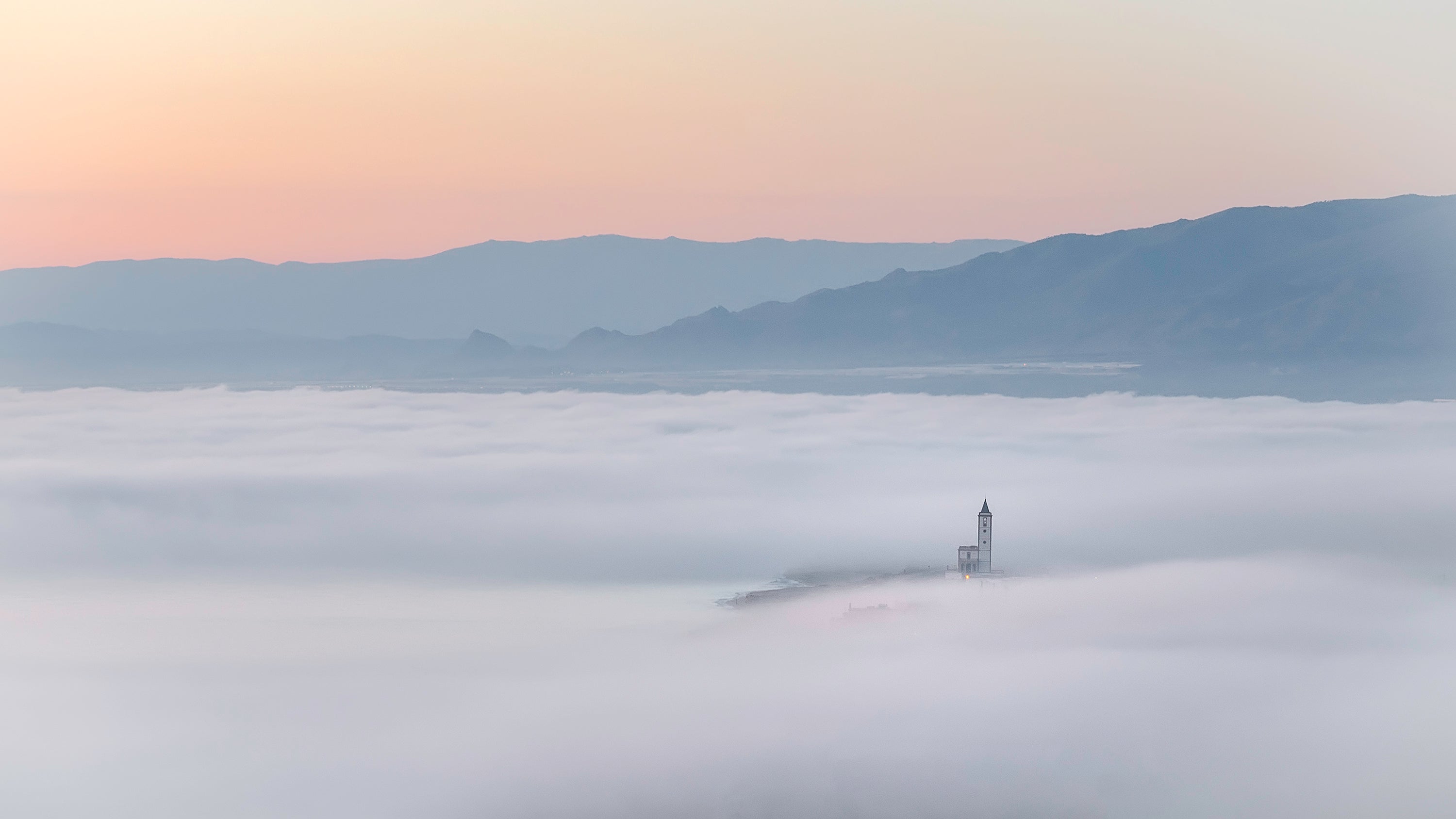 Manto Blanco, de Antonio López Pérez, la instantánea laureada por el jurado Manto Blanco, de Antonio López Pérez, la instantánea laureada por el jurado