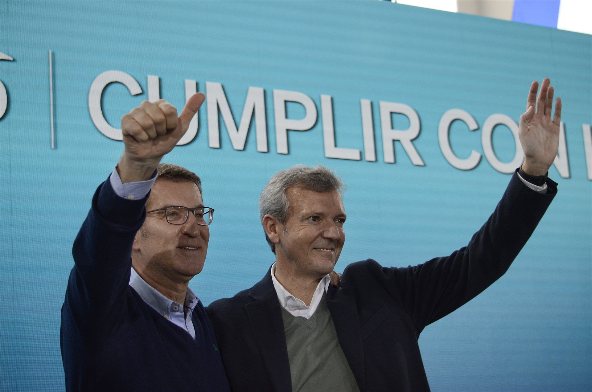 Las encuestas electorales mantienen la mayoría absoluta del PP en Galicia Las encuestas electorales mantienen la mayoría absoluta del PP en Galicia