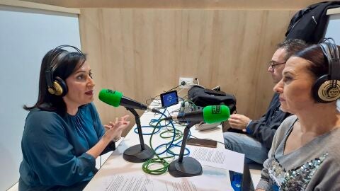 Remedios Lajara en una entrevista en Fitur 2024