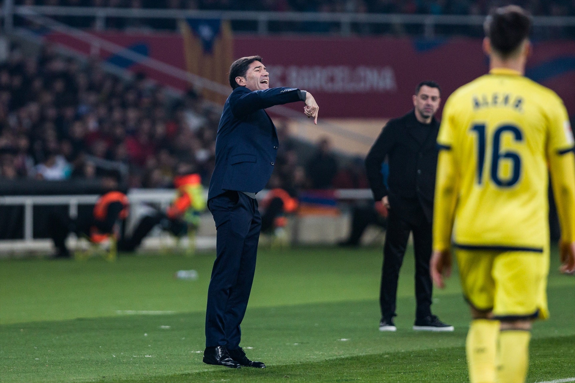 Marcelino, sobre la decisión del VAR: "Se ve claramente que no es penalti" Marcelino, sobre la decisión del VAR: "Se ve claramente que no es penalti"