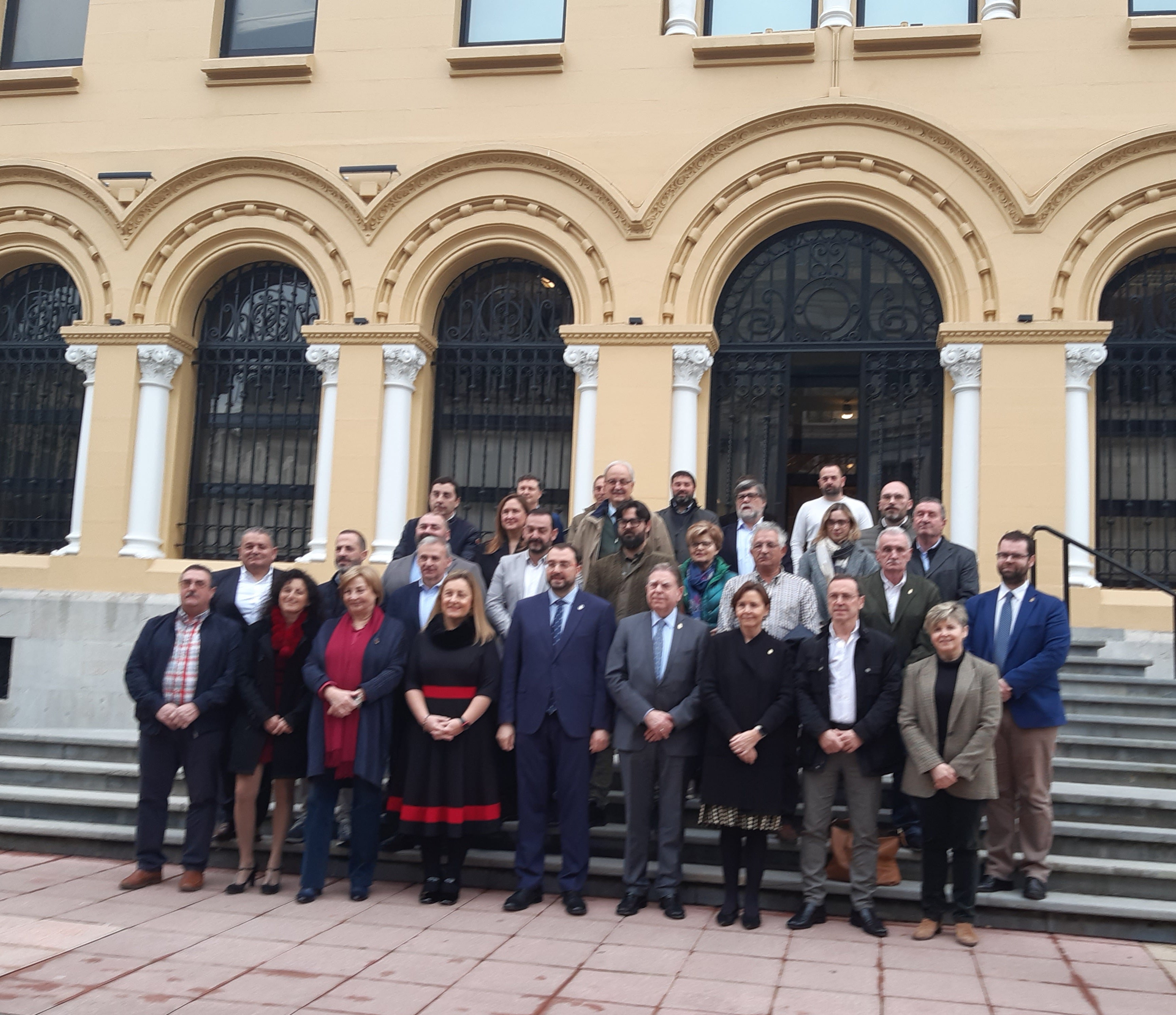 El Principado y 30 Ayuntamientos inician la red autonómica de escuelas infantiles El Principado y 30 Ayuntamientos inician la red autonómica de escuelas infantiles