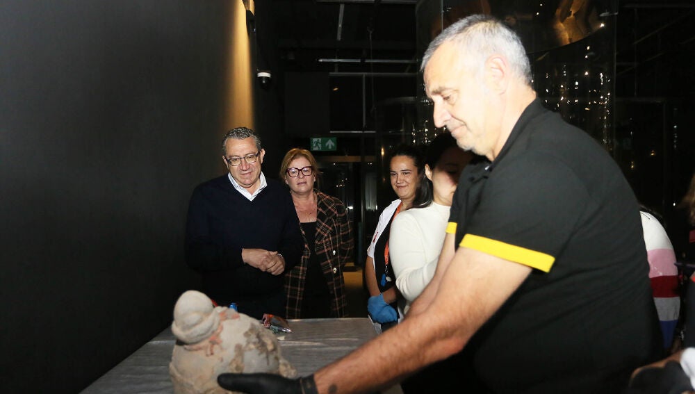 Una de las delicadas piezas de la exposición 