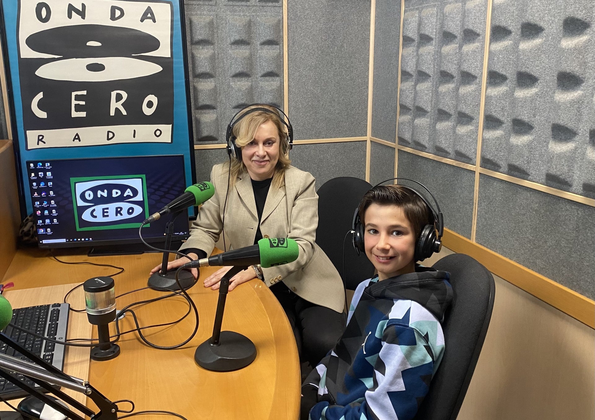 El niño Álvaro Monzó Mascarell, premio nacional de poesía en el III Concurso de Trovadores Verso Abierto El niño Álvaro Monzó Mascarell, premio nacional de poesía en el III Concurso de Trovadores Verso Abierto