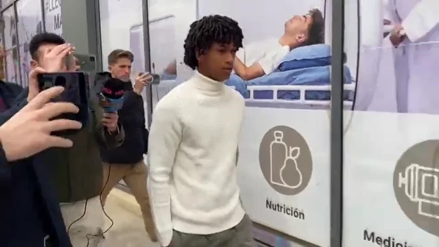 Peter Federico pasa la revisión médica con el Valencia Peter Federico pasa la revisión médica con el Valencia