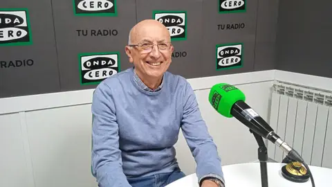 El Doctor Ángel Pueyo en la Escuela de Salud El Doctor Ángel Pueyo en la Escuela de Salud