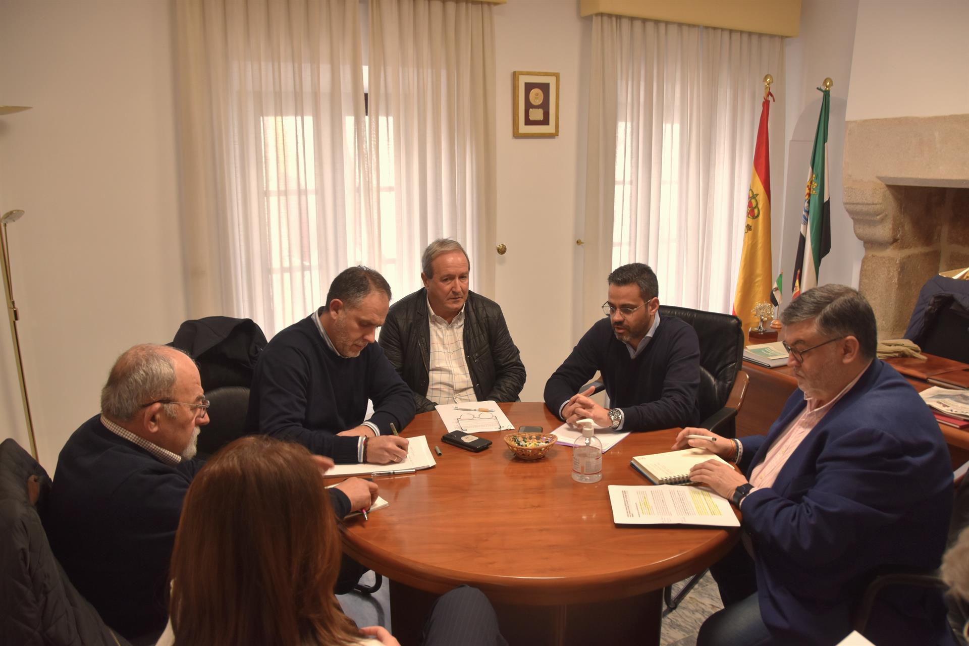 El presidente de la Fempex muestra "incertidumbre" sobre la continuidad del Servicio de Prevención Mancomunado El presidente de la Fempex muestra "incertidumbre" sobre la continuidad del Servicio de Prevención Mancomunado