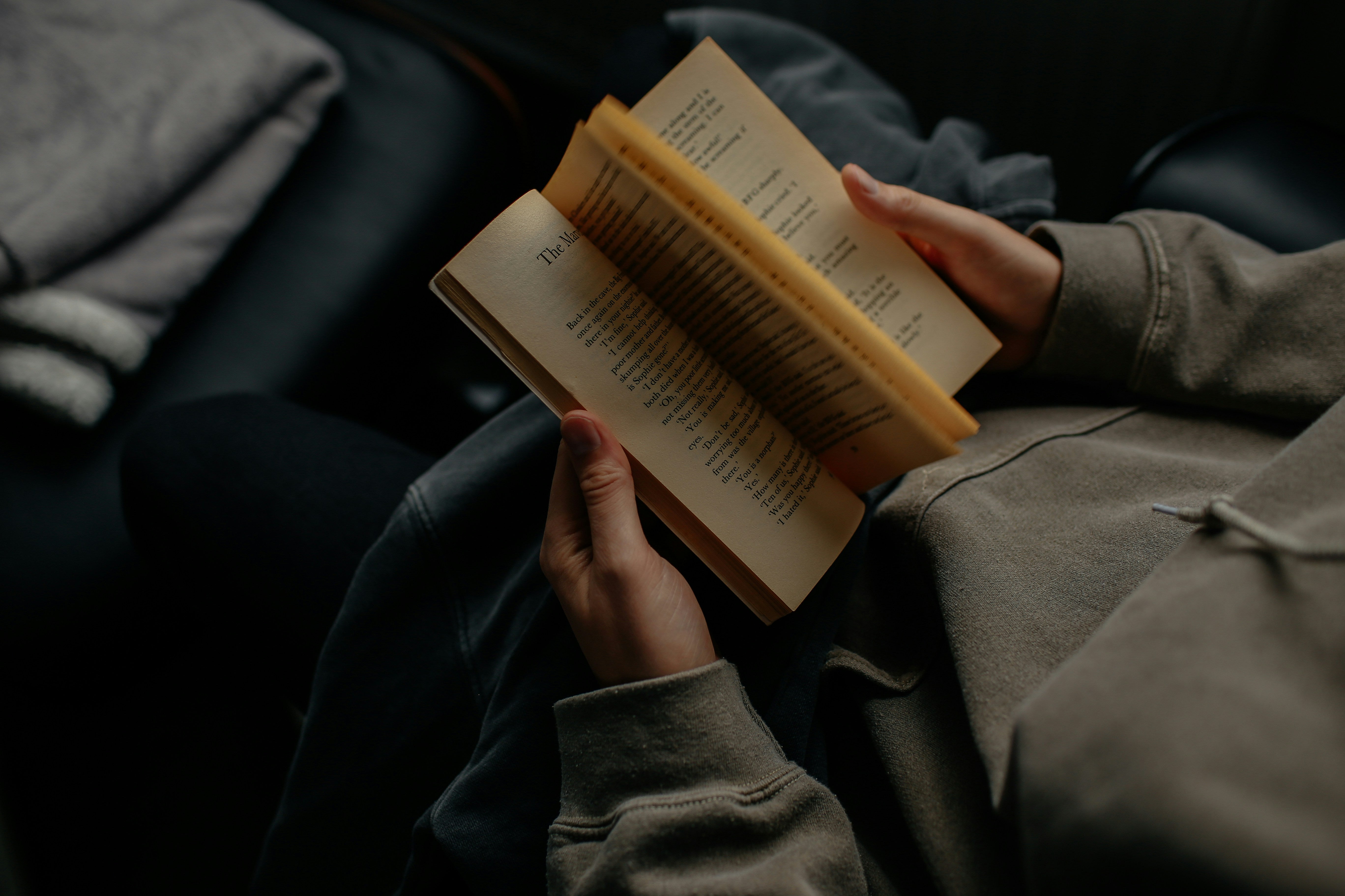 Más de un tercio de españoles reconoce que nunca lee un libro Más de un tercio de españoles reconoce que nunca lee un libro
