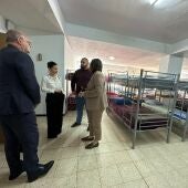 La ministra de Juventud e Infancia, Sira Rego y la consejera de Biestar Social, Candelaria Delagdo visitaron ayer centros de acogida de menores migrantes no acompañados