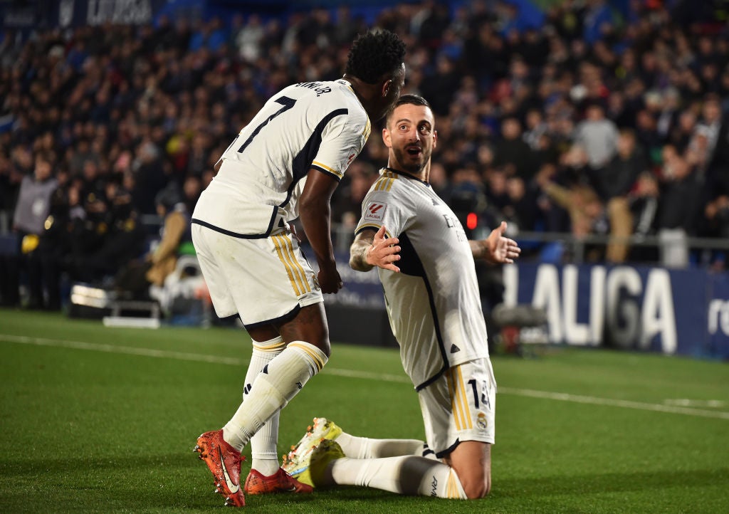 Joselu pone líder en solitario al Real Madrid Joselu pone líder en solitario al Real Madrid