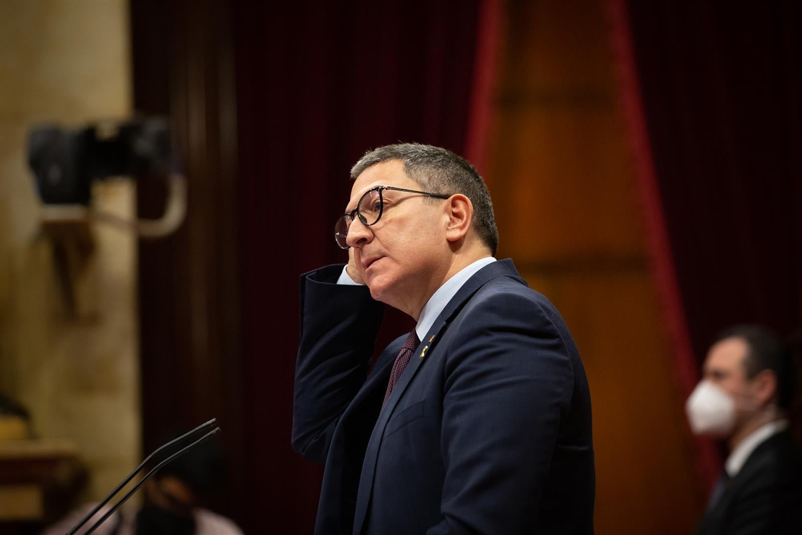 El exconseller Miquel Sàmper se da de baja de JxCat tras el freno a la ley de amnistía El exconseller Miquel Sàmper se da de baja de JxCat tras el freno a la ley de amnistía