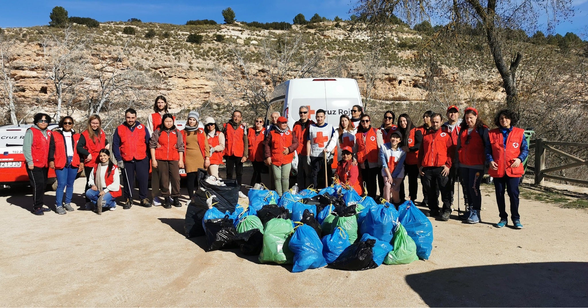 Cruz Roja encuentra microplásticos en el 100% de las muestras de su último estudio, incluido el río Júcar Cruz Roja encuentra microplásticos en el 100% de las muestras de su último estudio, incluido el río Júcar