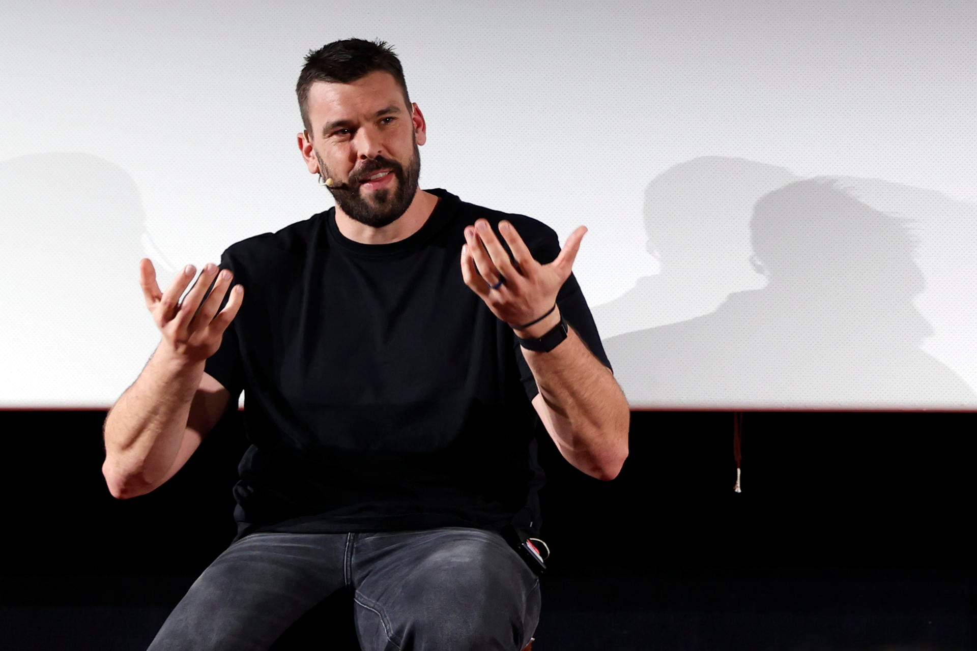 Marc Gasol: "Miro atrás y veo muchos amigos" Marc Gasol: "Miro atrás y veo muchos amigos"