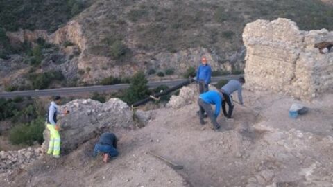 Excavaciones en el Castillo dels Alcalans