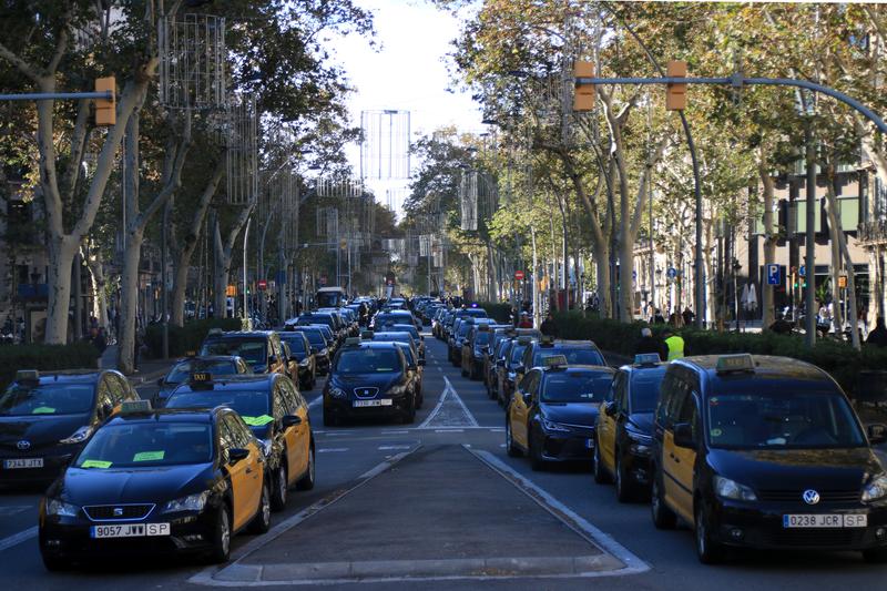 El sector del taxi reclama medidas urgentes El sector del taxi reclama medidas urgentes