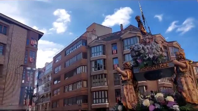 V&iacute;deo: Salida de Nuestra Se&ntilde;ora de la Calle de la Iglesia de la Compa&ntilde;&iacute;a