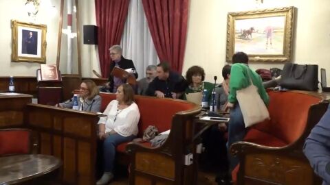 Comprom&iacute;s y PP abandonan el pleno de Sueca