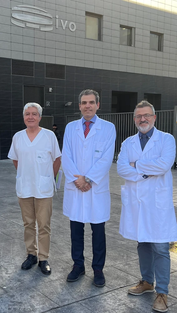 Dr. Estevan, Dr. Arribas, Dr. Gil-Bazo, Dr. López-Guerrero del IVO