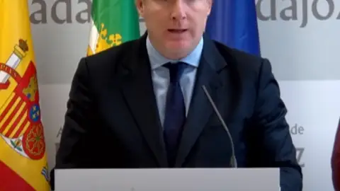 El alcalde Badajoz comunica el dispositivo de seguridad local durante la celebración de los Carnavales El alcalde Badajoz comunica el dispositivo de seguridad local durante la celebración de los Carnavales