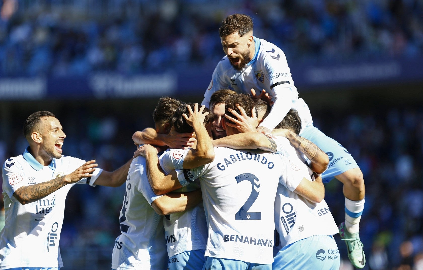 Manu Molina sufre una sobrecarga muscular y se descarta una lesión más importante Manu Molina sufre una sobrecarga muscular y se descarta una lesión más importante