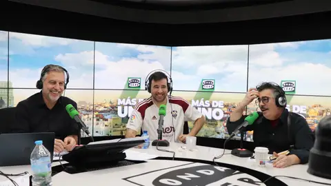 Rubén Faura con Agustín Jiménez y Carlos Alsina en 'Más de uno' Rubén Faura con Agustín Jiménez y Carlos Alsina en 'Más de uno'