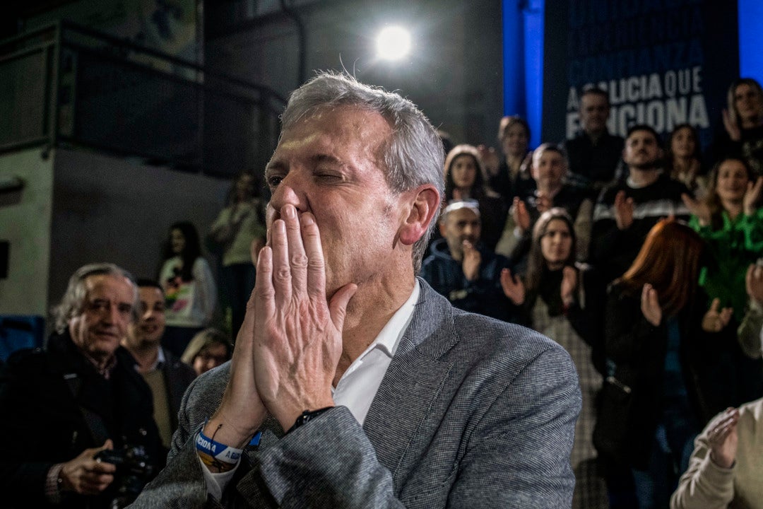 El PP podría perder la mayoría absoluta en Galicia, según el CIS El PP podría perder la mayoría absoluta en Galicia, según el CIS