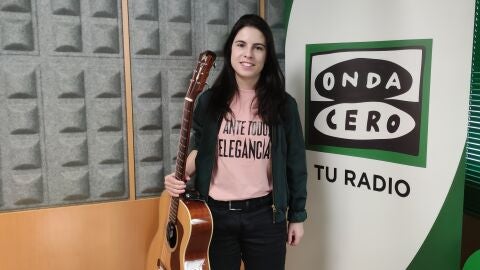 Conversamos con MJ P&eacute;rez na nosa secci&oacute;n musical &ldquo;C&aacute;ntamo&hellip; en galego!&rdquo;.